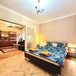 Apartment Super Center-huge 2 Bedrooms Burgas