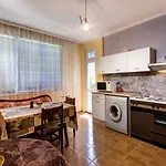 Super Center-huge 2 Bedrooms Apartment