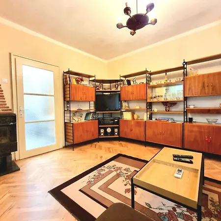 Apartman Super Center-huge 2 Bedrooms Burgasz