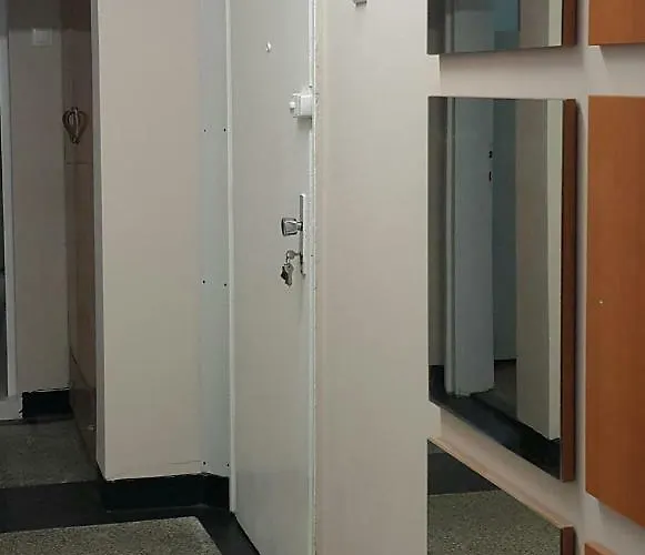 Super Center-huge 2 Bedrooms Апартамент